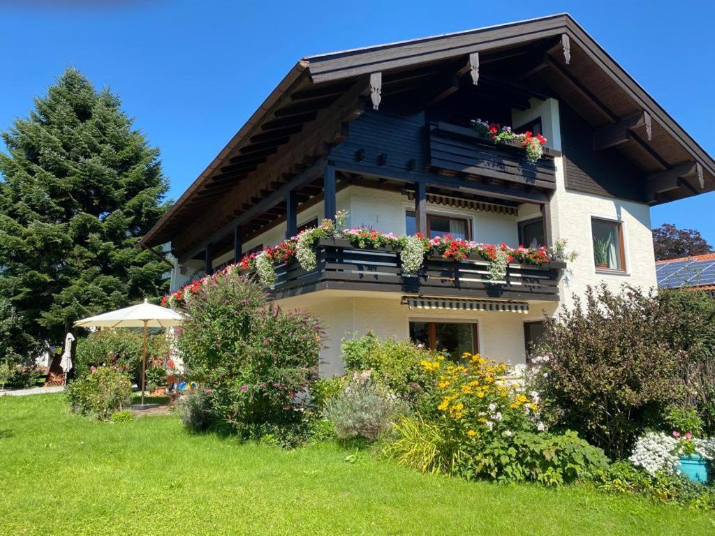 Unterwössen Charmantes Garten-Apartment: Erholung Im Chiemgau מראה חיצוני תמונה